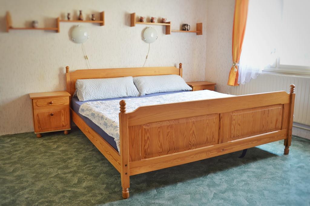 Guest House Kuks ภายนอก รูปภาพ
